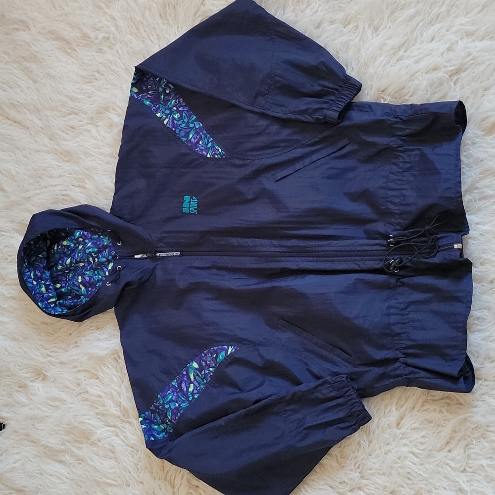 Vintage In Sport Hooded Windbreaker Jacket With Drawstring Cinch and Zip